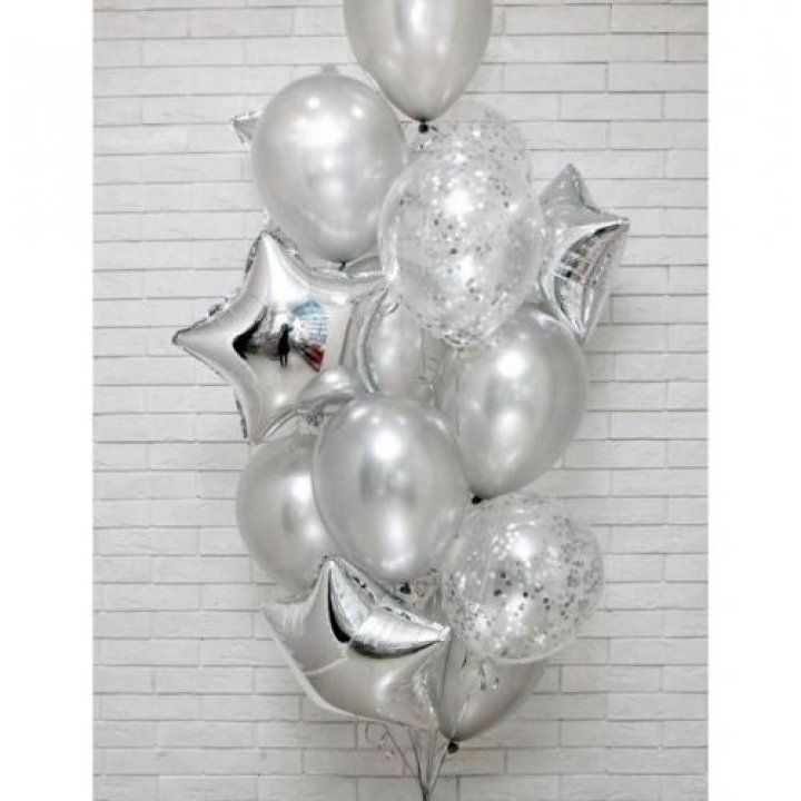 Фонтан шаров "Сильвер мун" в Волгограде