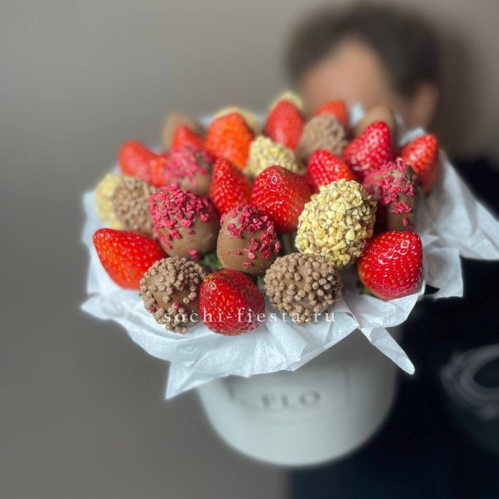 Клубника в боксе 30 ягод в Волгограде