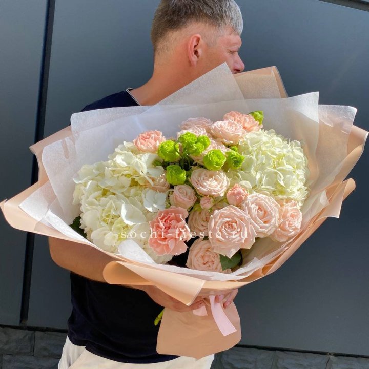 Авторский букет "Нежный крем" в Волгограде