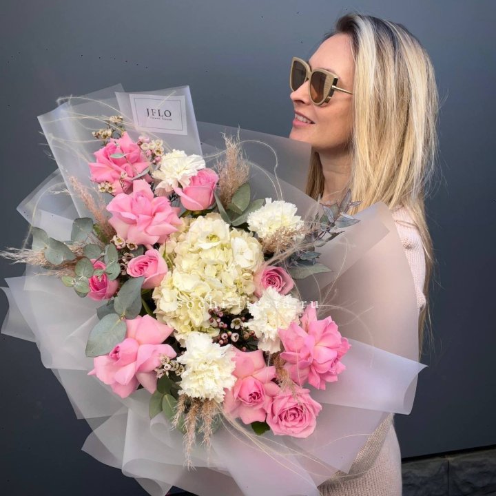 Авторский букет "Гармония" в Волгограде