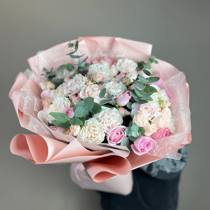  Букет  "Любовь в её глазах" в Волгограде