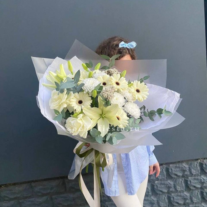 Букет с лилией и герберой в Волгограде