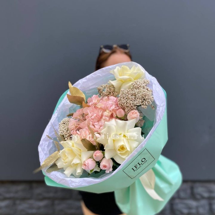 Букет "Белые ночи" в Волгограде