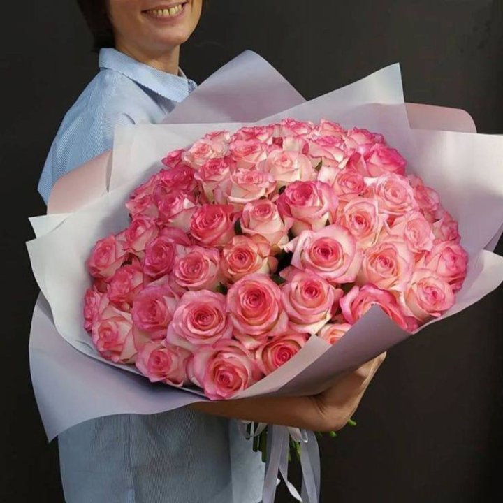 101 роза Джумилия в оформлении  в Волгограде