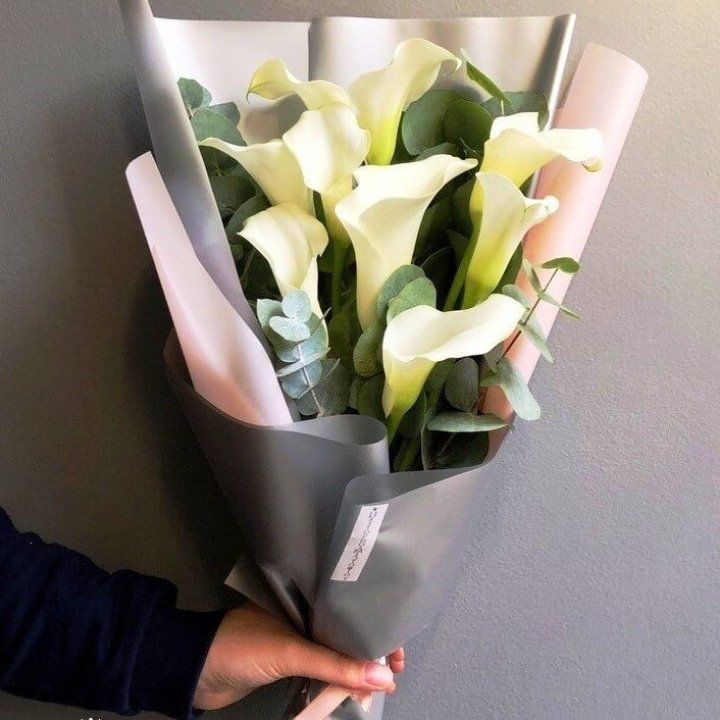 Каллы с эвкалиптом в Волгограде