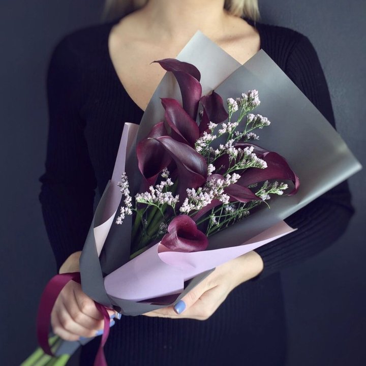 Букет фиолетовых калл в Волгограде