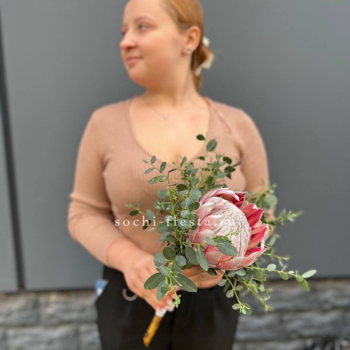 Свадебный букет "Протея" в Волгограде