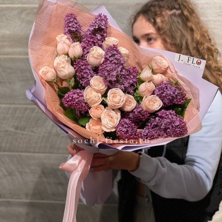 Букет "Лиловая весна" в Волгограде