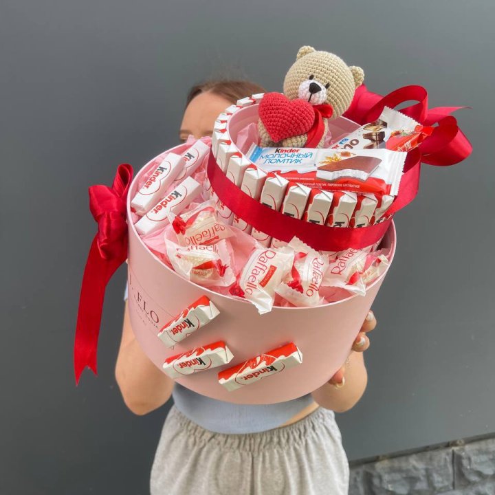 Бокс киндерами и раффаэлло 2 в Волгограде