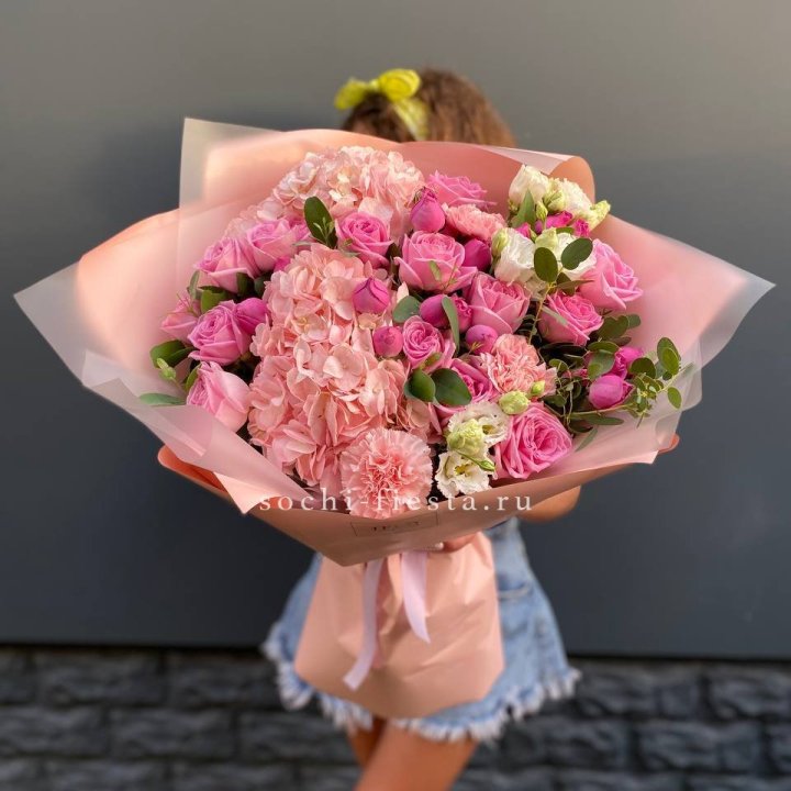 Авторский букет "Восторг" в Волгограде