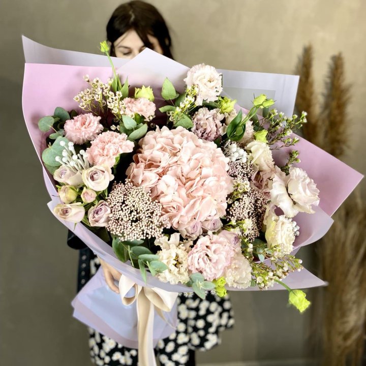 Дизайнерский букет "Трели кримс" в Волгограде