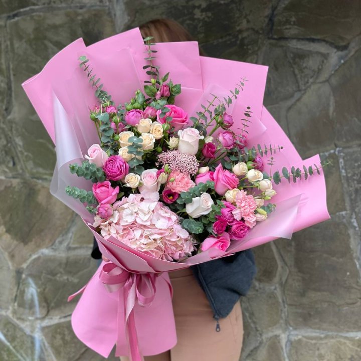 Дизайнерский букет "Паулина" в Волгограде