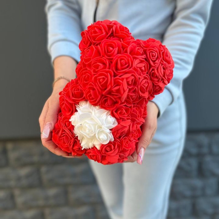 Медведь с белым сердцем в Волгограде