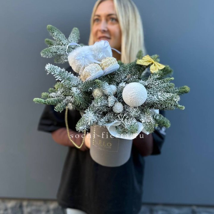 Новогодний бокс "Ботс голд" в Волгограде