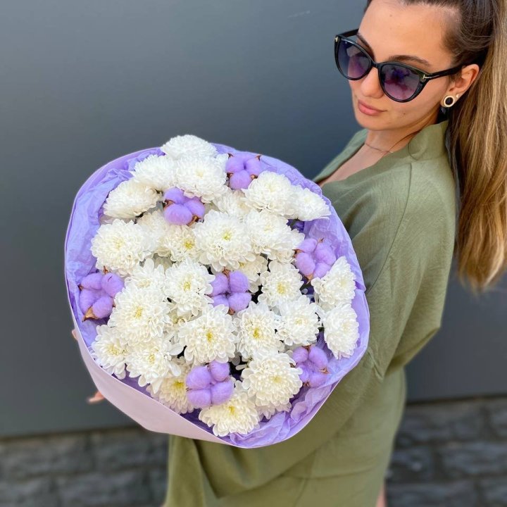  Букет  хризантем и хлопка в Волгограде