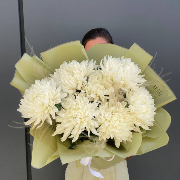 Букет одноголовых хризантем  в Волгограде