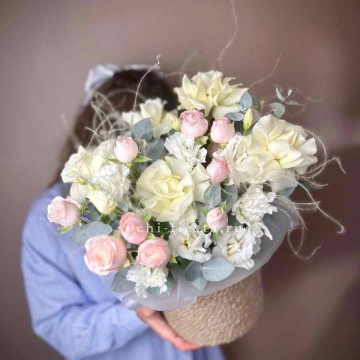 Авторский бокс "Милена" в джутовом кашпо в Волгограде