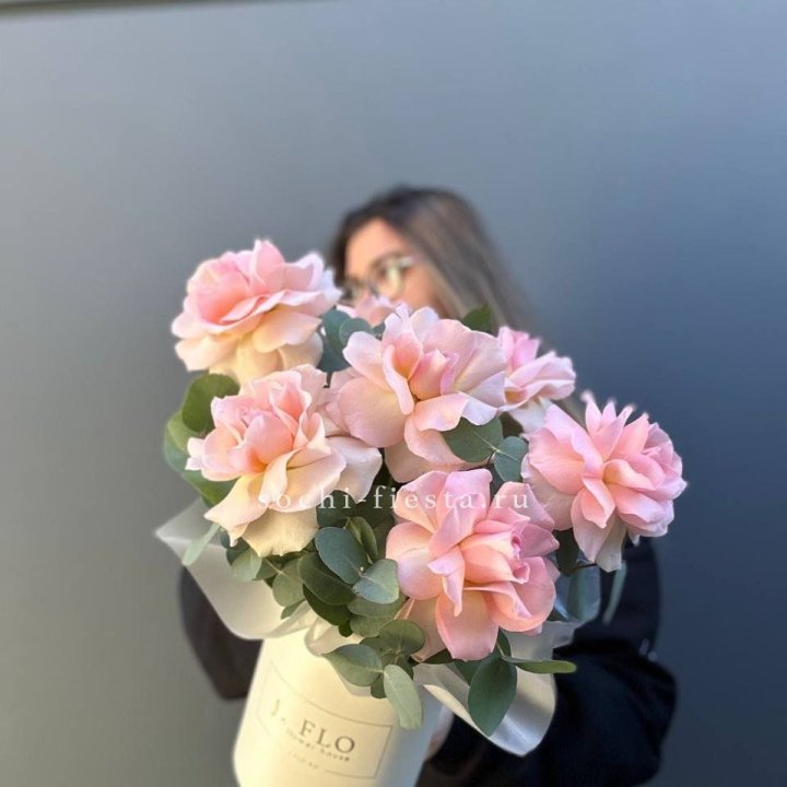 Французские роз в боксе в Волгограде