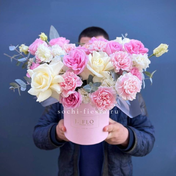 Цветочный бокс "Памела" в Волгограде