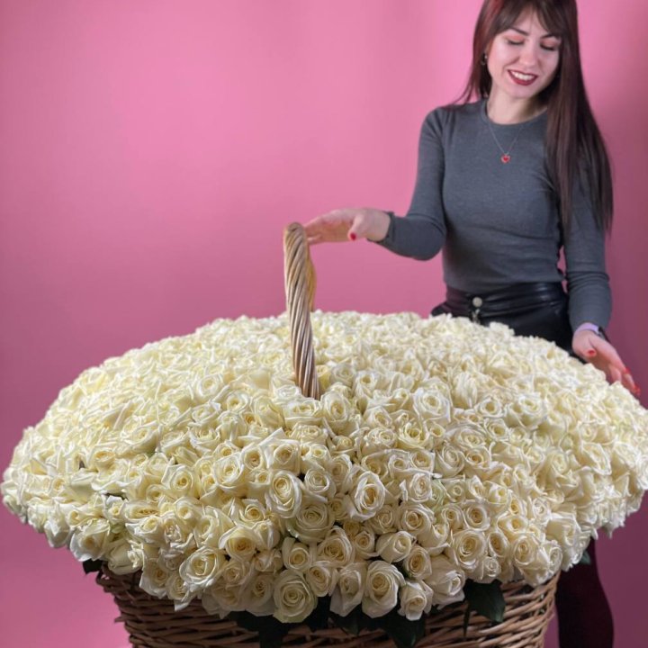 1001 белая роза в Волгограде