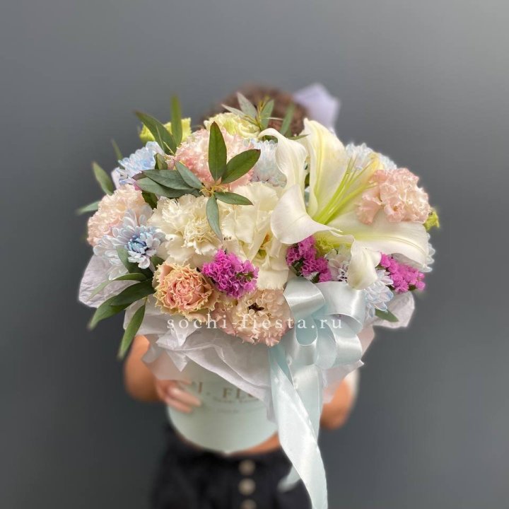 Дизайнерский цилиндр "Лилия" в Волгограде