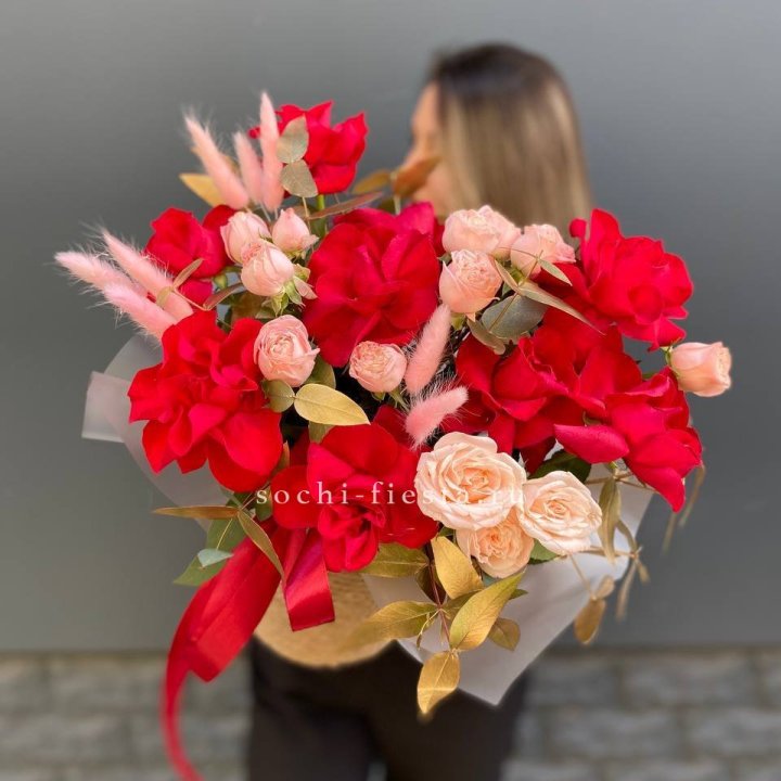 Джутовое кашпо "Любовь Лолиты" в Волгограде