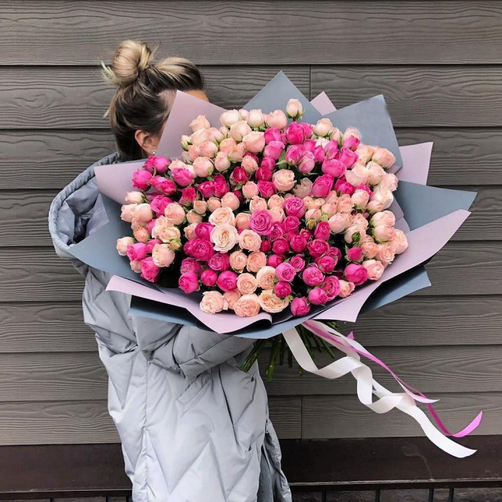55 роз микс кустовых в Волгограде