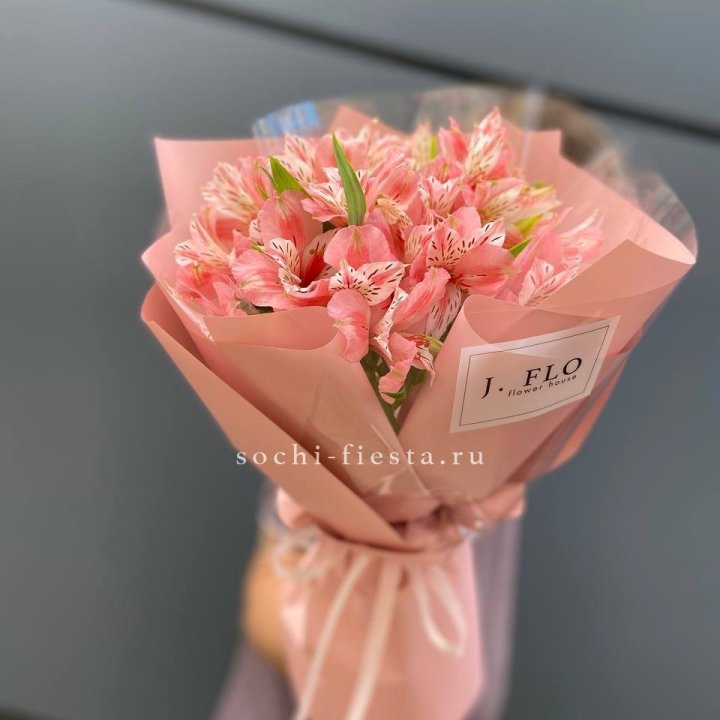 Букет альстромерий розовых в Волгограде