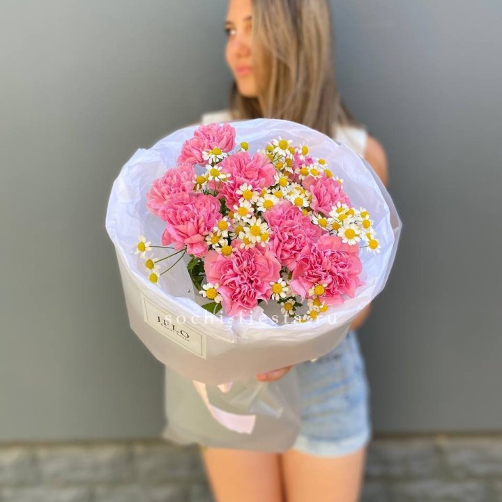 Дуобукет диантусов и ромашек в Волгограде