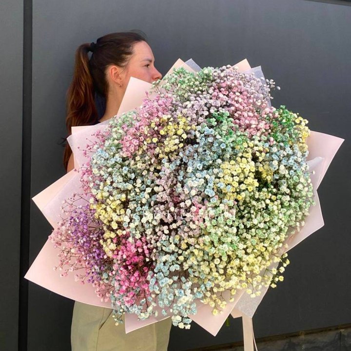 Пышный букет из гипсофил  в Волгограде