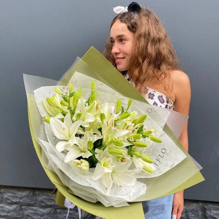 Букет  лилий "Изумруд" в Волгограде