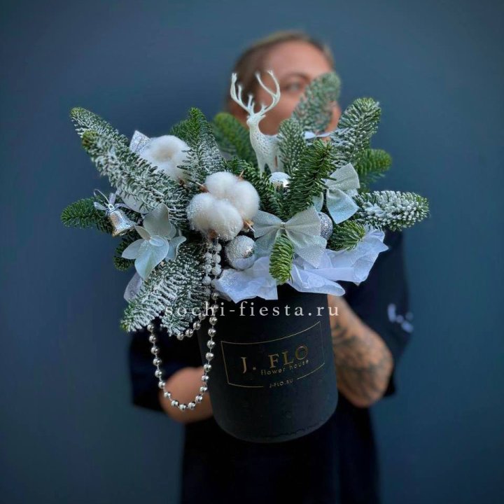 Композиция "Мери крисмас" в Волгограде