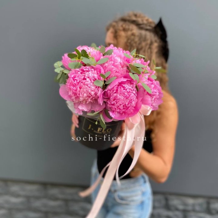 Дизайнерский цилиндр "Фломени" в Волгограде