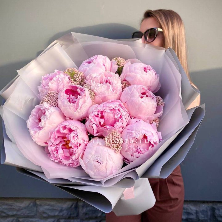 Букет с пионами "Стайл" в Волгограде