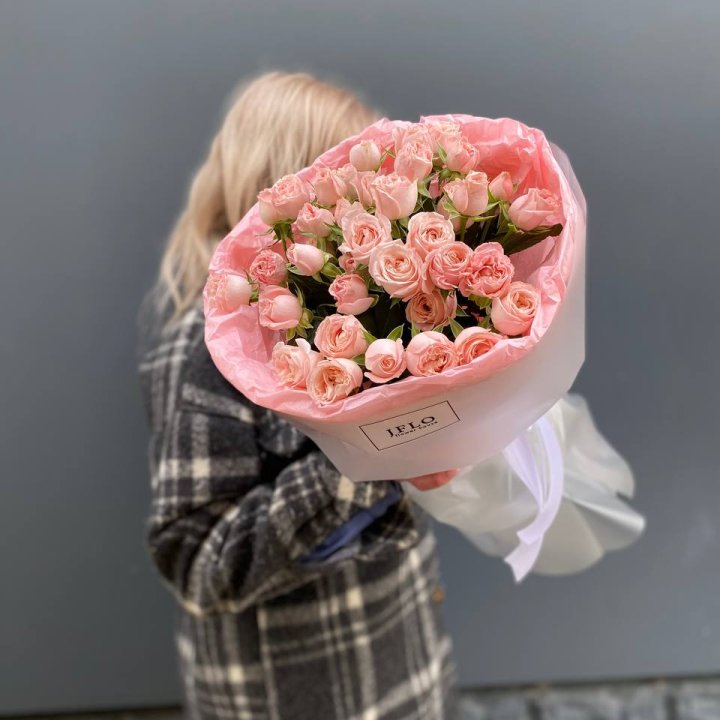 11 роз бомбастик в Волгограде