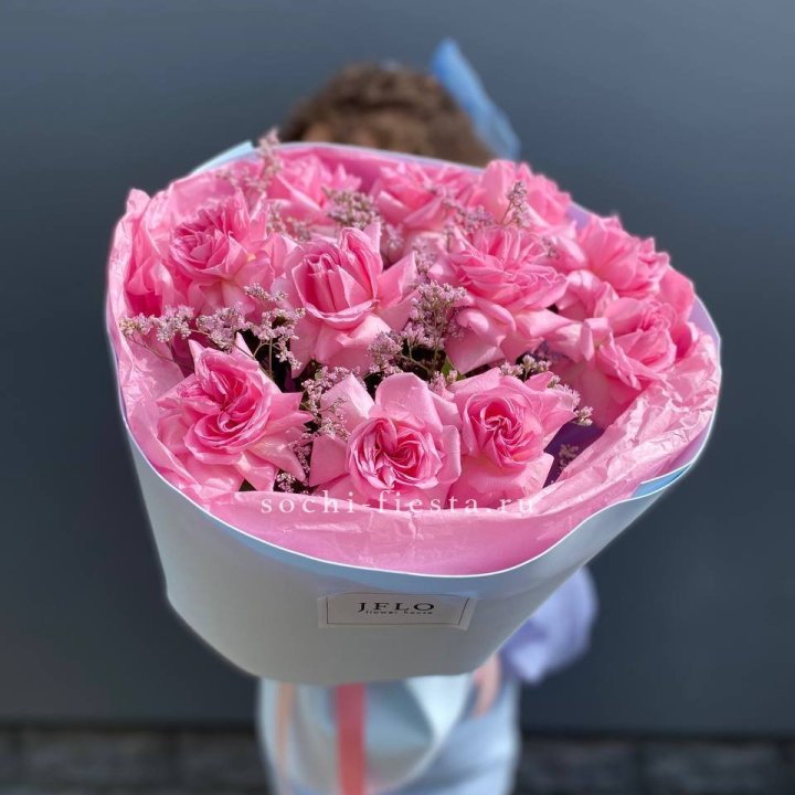 Букет французских розовых роз  в Волгограде