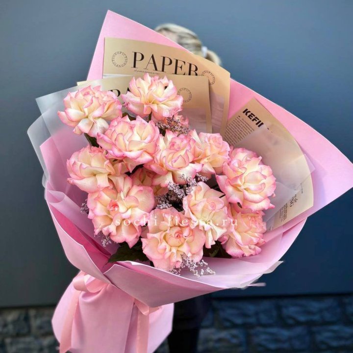 15 французских роз "Джумилия" в Волгограде