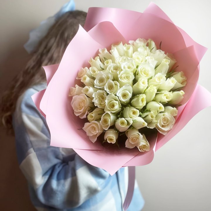 Букет из 51 белой розы (Кения) в Волгограде