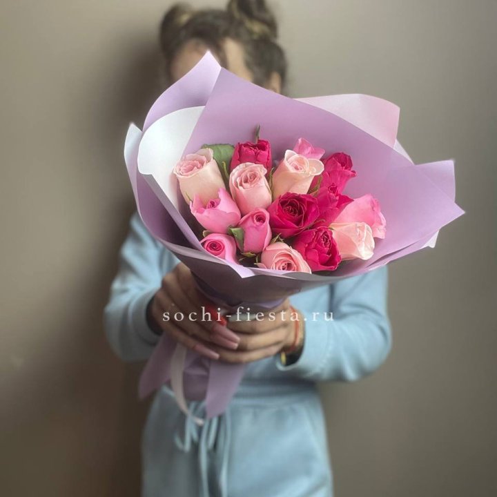 Букет из 15 роз Микс (Кения) в Волгограде