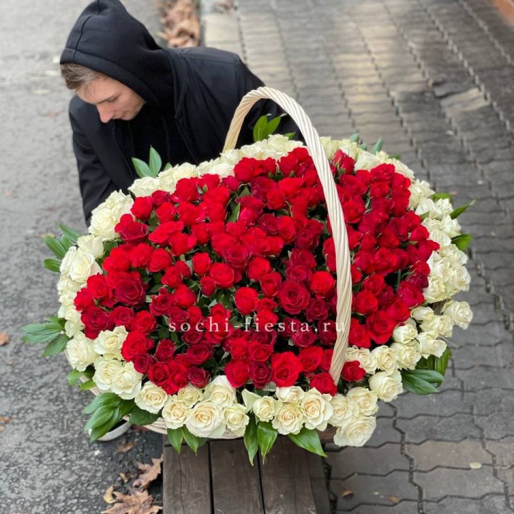 201  роза в корзине   в Волгограде