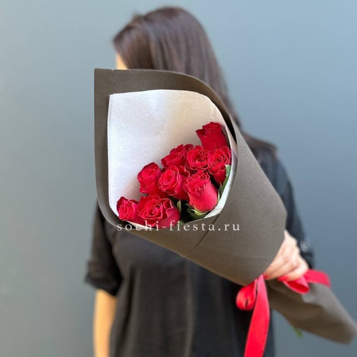 9 красных роз в фоамиране в Волгограде