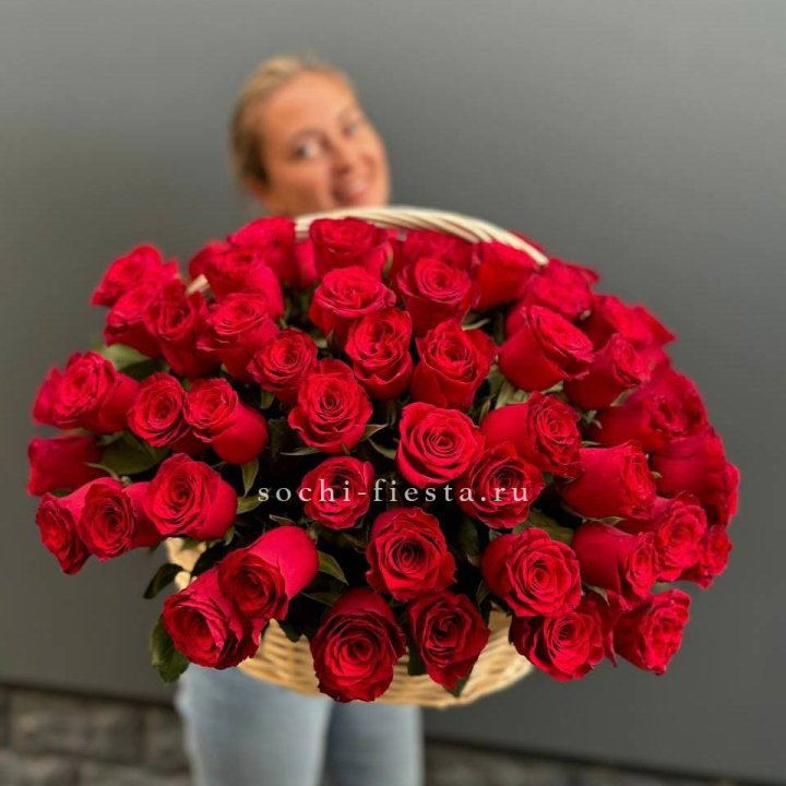 101 красная роза в корзине   в Волгограде