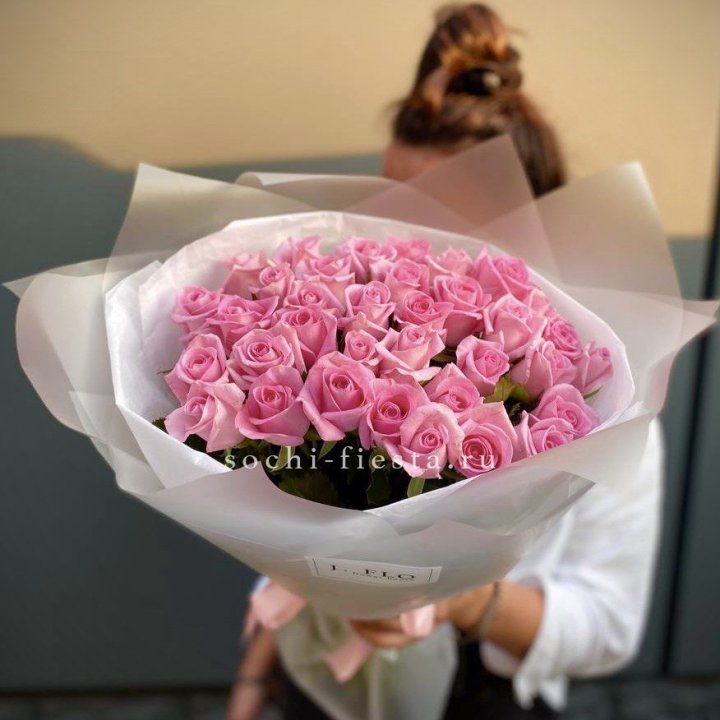 Букет розовых роз  в Волгограде