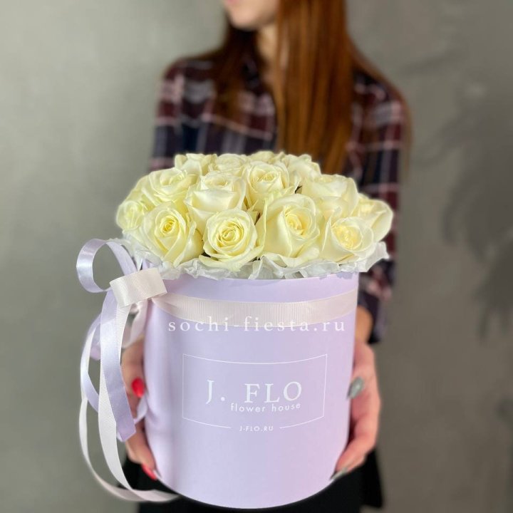 25 роз в цилиндре  в Волгограде