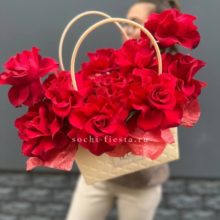 Французские розы в сумочке в Волгограде