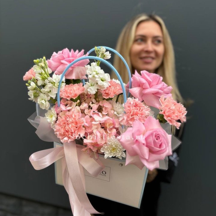 Сумочка "Бал цветов" в Волгограде