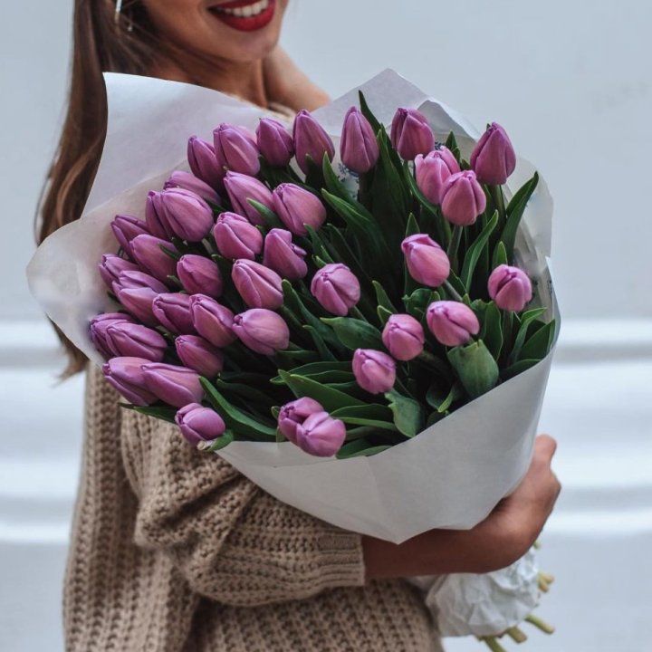 39 сиреневых тюльпанов в Волгограде