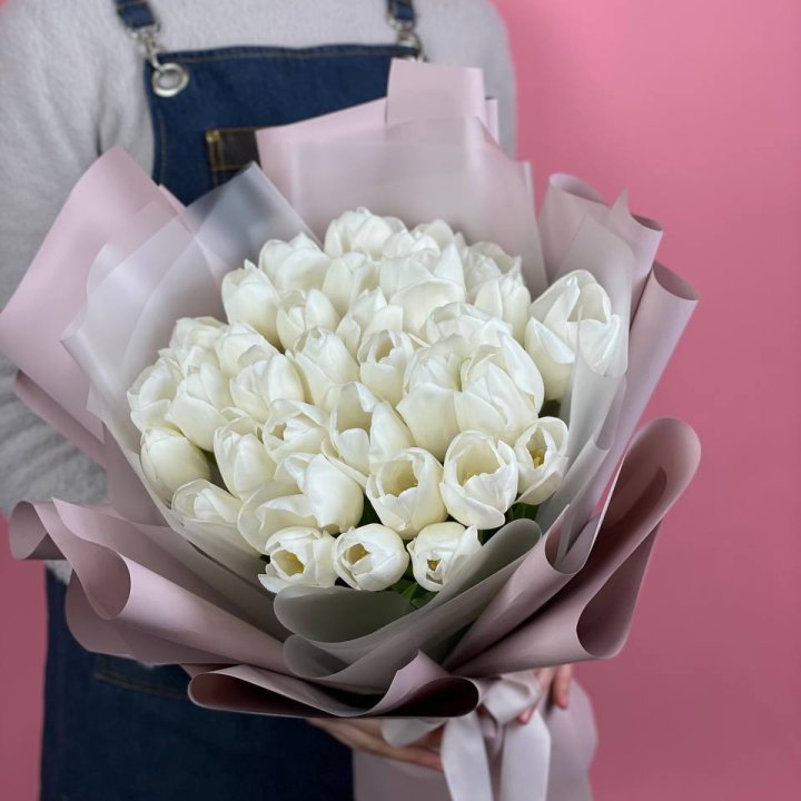 Букет белых тюльпанов "Пур-пур" в Волгограде