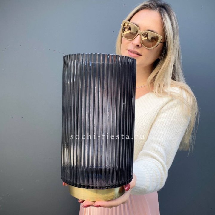 Стеклянная ваза №4 в Волгограде